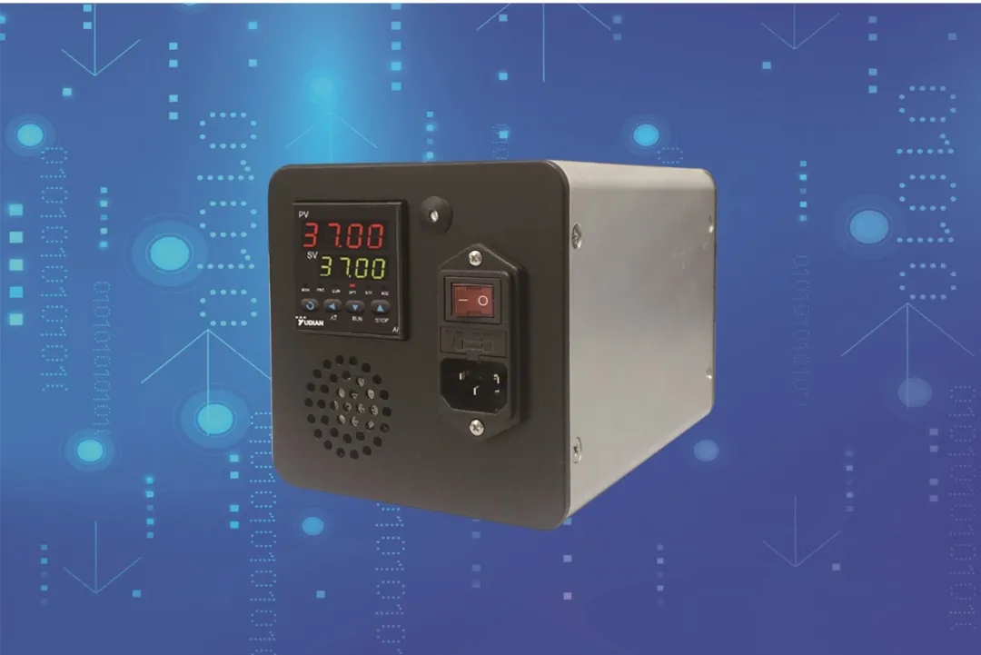 黑體爐專用溫控器.webp.jpg 黑體爐專用溫控器.webp.jpg